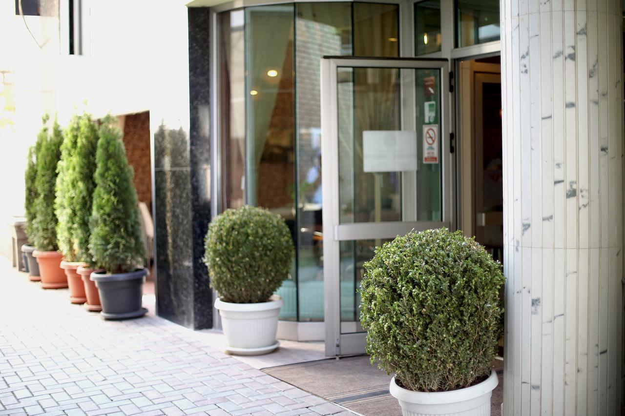 פריזאי Bolero Hotel מראה חיצוני תמונה