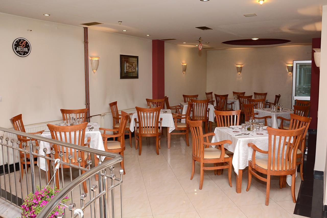 פריזאי Bolero Hotel מראה חיצוני תמונה