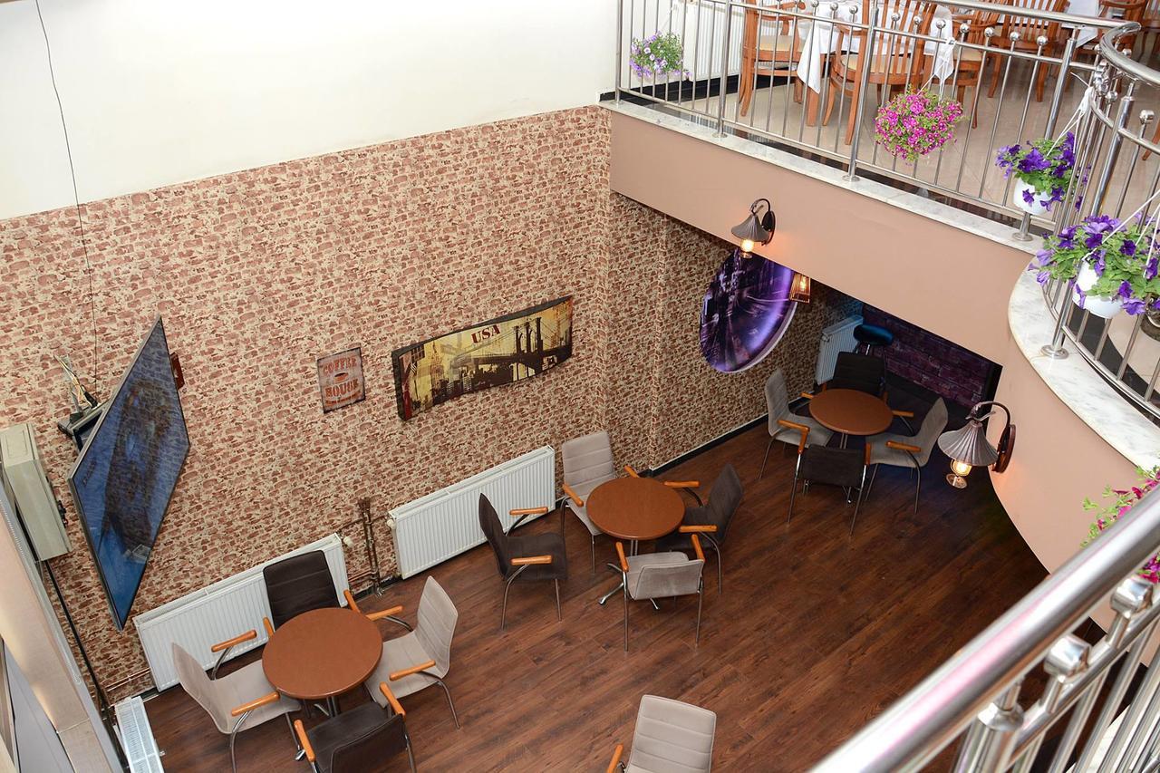 פריזאי Bolero Hotel מראה חיצוני תמונה