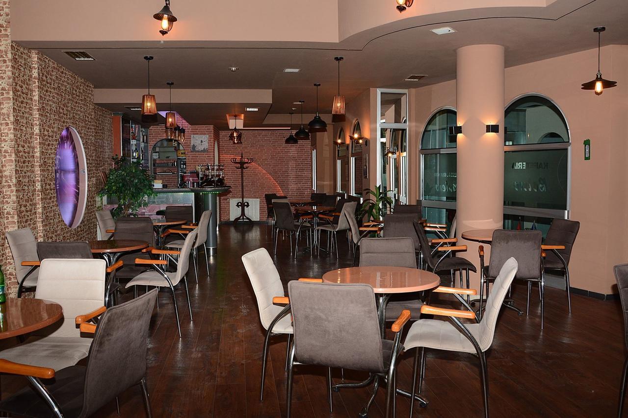 פריזאי Bolero Hotel מראה חיצוני תמונה